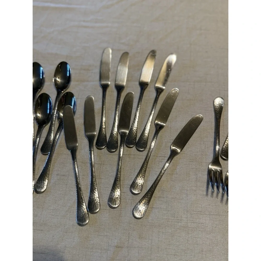 Ginkgo Helmick Hammered 18/10 Stainless Steel Flatware Set - High Quality 30 Pc